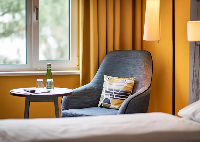 Hwest Hotel